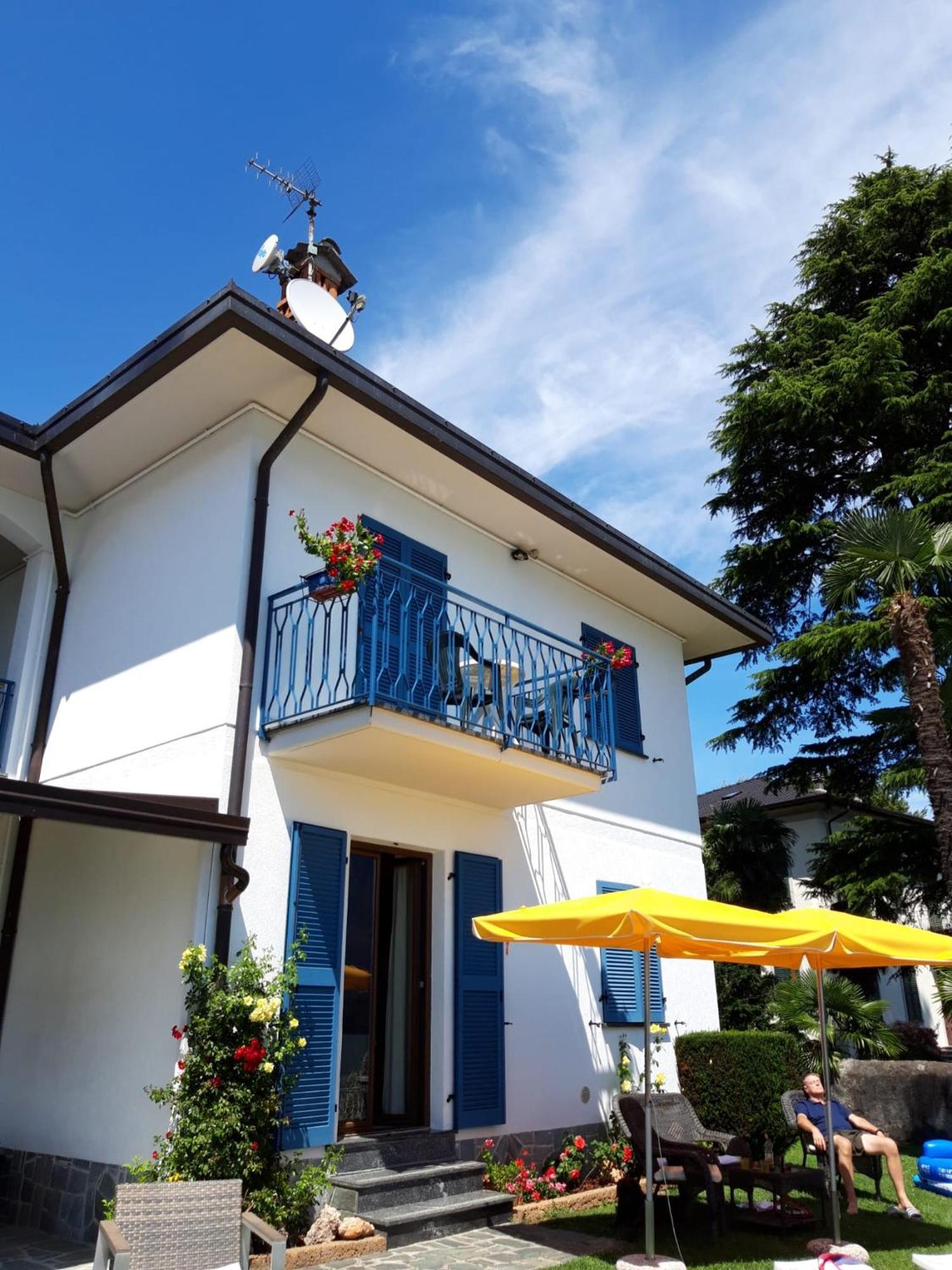 Residence Leggeri Apartments Домазо Экстерьер фото